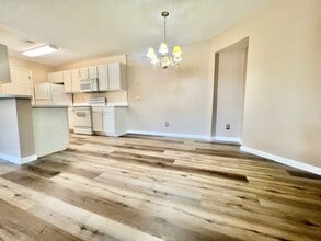 2117 Sanderling Dr in Florence, SC - Building Photo - Building Photo