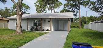 1619 Valiant Ave in Sebring, FL - Building Photo