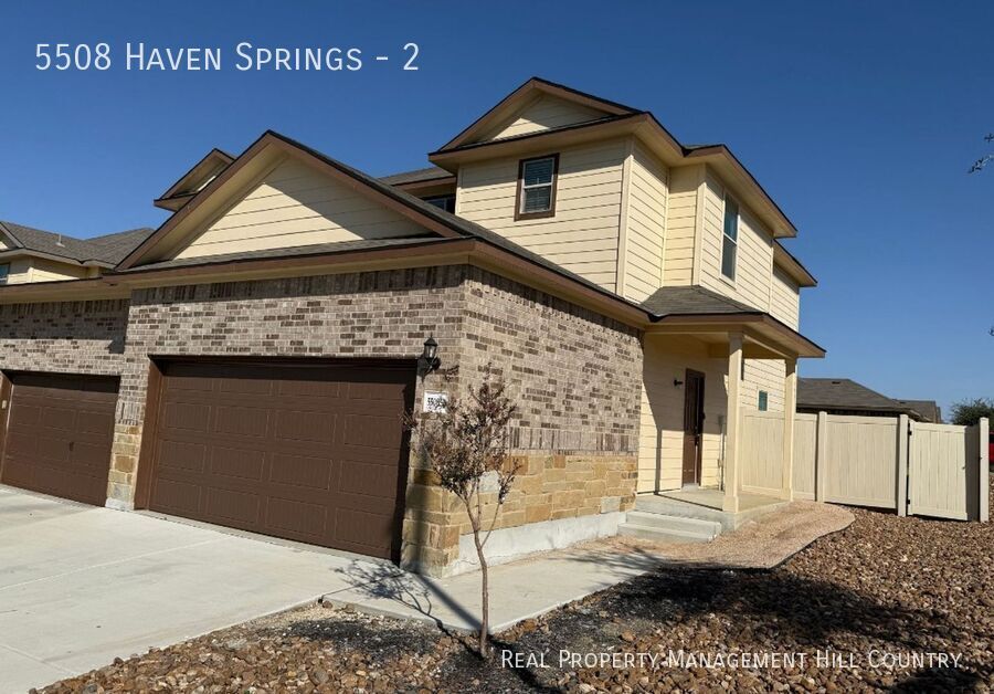 5508 Haven Spgs-Unit -2 in Converse, TX - Building Photo