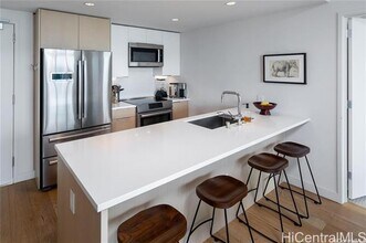 1001 Queen St in Honolulu, HI - Building Photo - Building Photo