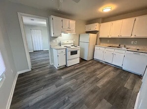 158 Electric Ave NW in Atlanta, GA - Building Photo - Building Photo