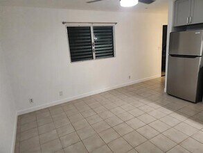 5383 Manauwea St in Honolulu, HI - Building Photo - Building Photo