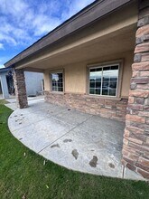 1412 Evadonna Rd in Bakersfield, CA - Building Photo - Building Photo