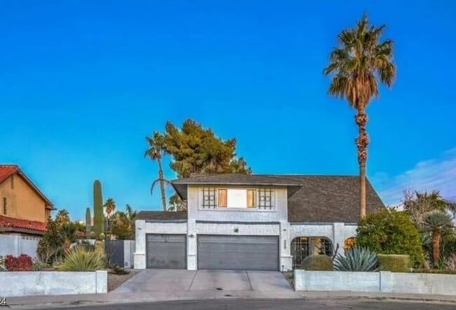 4370 Flandes St in Las Vegas, NV - Building Photo - Building Photo