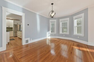 47 Teele Ave in Somerville, MA - Building Photo - Building Photo