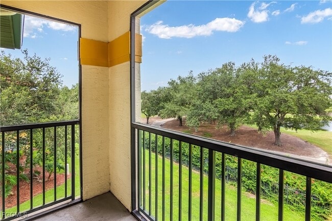 11490 Villa Grand, Unit 224 in Ft. Myers, FL - Building Photo - Building Photo