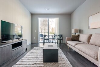 3929 Landmark Ct, Unit FL2-ID1247 in Chevy Chase, MD - Foto de edificio - Building Photo