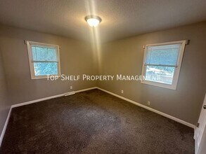 1342 Spring St in Des Moines, IA - Building Photo - Building Photo