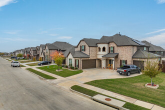 Birdsong in Mansfield, TX - Building Photo - Building Photo