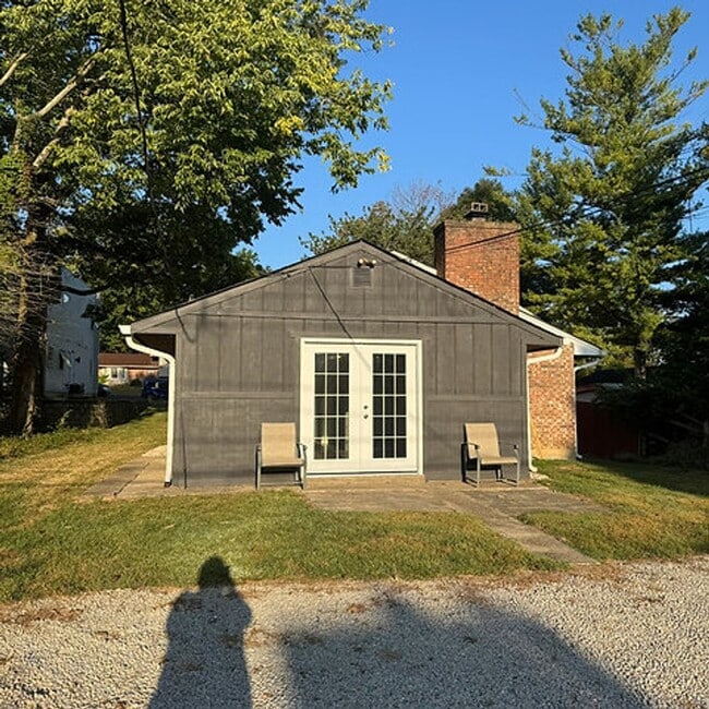 property at 319 N Elm St