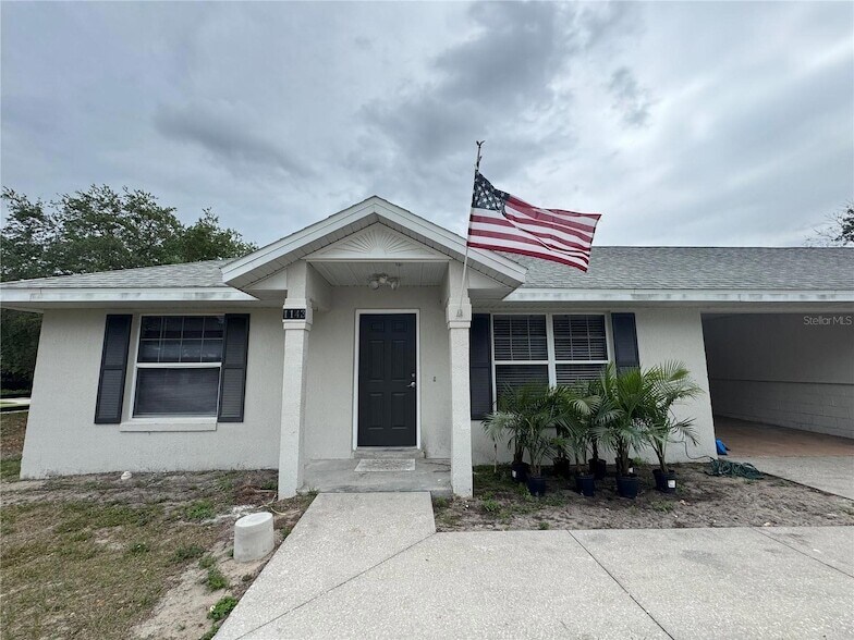 1143 W Minneola Ave, Unit One in Clermont, FL - Building Photo