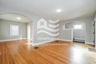 737 Hampton Ave in Toledo, OH - Building Photo - Building Photo