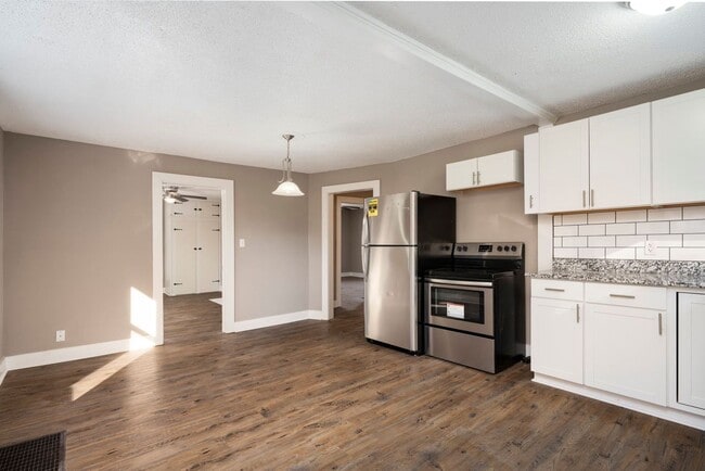 1012 Coulter St in Clarksville, TN - Building Photo - Building Photo