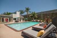 Mira Monte - Mira Monte Apartamentos in San Diego, California