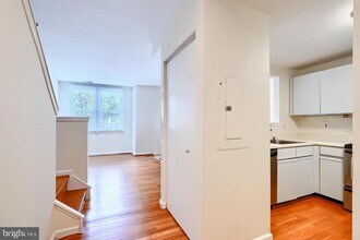 123 W Barre St in Baltimore, MD - Building Photo - Building Photo