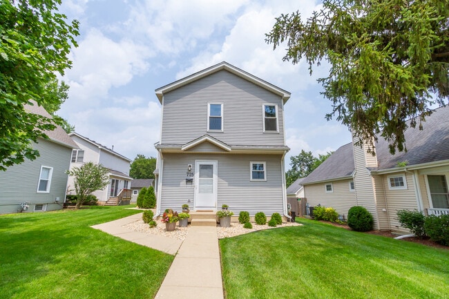 property at 725 Stevens St