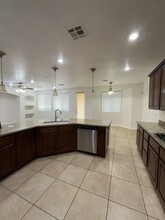 533 Blanche Ct in Henderson, NV - Building Photo - Building Photo