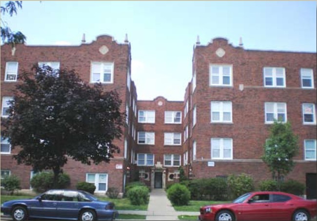 Lexington Apartments in Maywood, IL - Building Photo - Building Photo