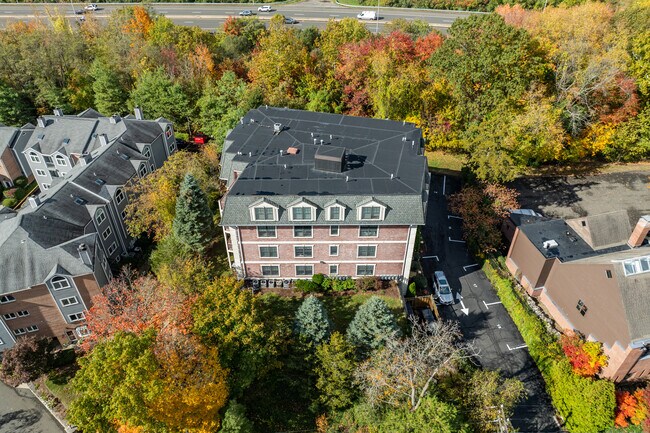 21 Seir Hill Rd in Norwalk, CT - Building Photo - Building Photo