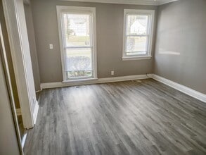 190 W Dixie Ave SE in Marietta, GA - Building Photo - Building Photo