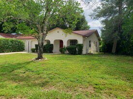 41 Hydrangea Ln in Debary, FL - Building Photo