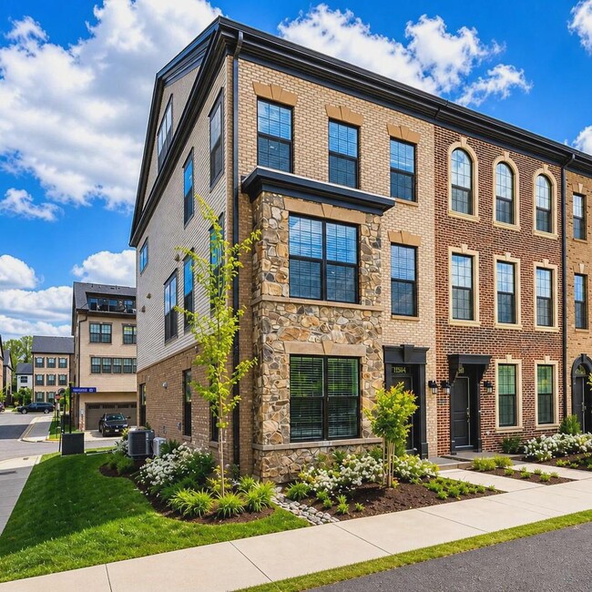 12544 Ovation Dr