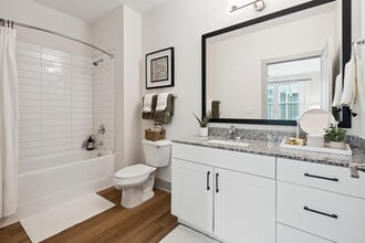 The Isley at Windsor Hill in North Charleston, SC - Building Photo - Building Photo