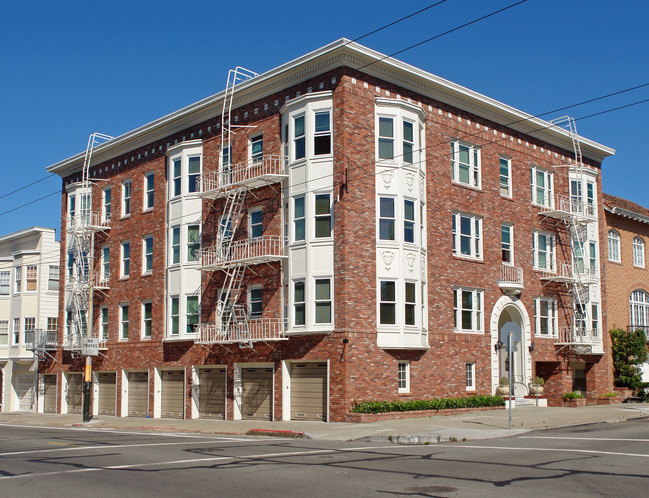 3055 Gough St in San Francisco, CA - Building Photo - Building Photo