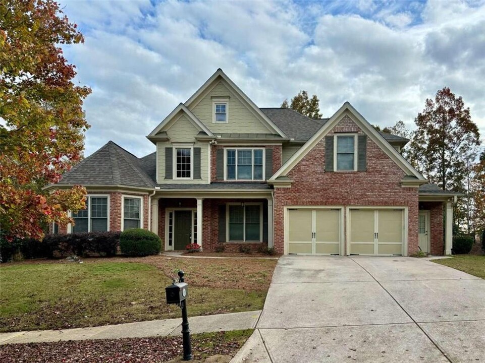 7473 Regatta Way in Flowery Branch, GA - Building Photo