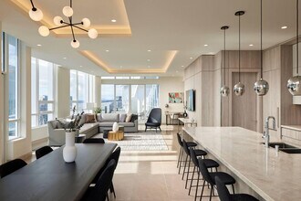 110 Boren Ave N in Seattle, WA - Building Photo - Building Photo