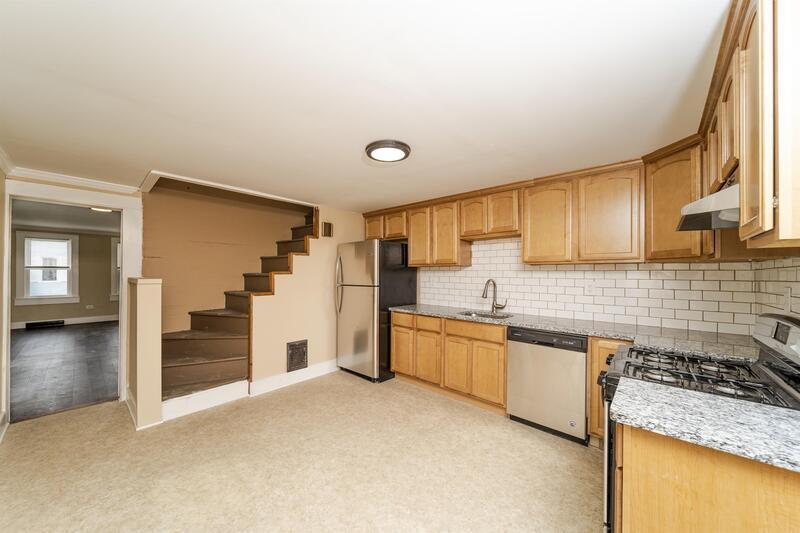 1606 5th Ave in Watervliet, NY - Building Photo
