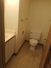 514 S Johnson St, Unit 4 Bedroom in Iowa City, IA - Foto de edificio - Building Photo