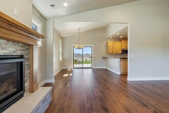 4427 Merlot Ct in Medford, OR - Building Photo - Building Photo