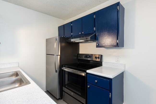 Carriage Green Apartments in Aurora, CO - Foto de edificio - Building Photo