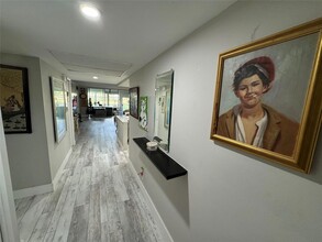 2601 S Palm Aire Dr, Unit 112 in Pompano Beach, FL - Foto de edificio - Building Photo