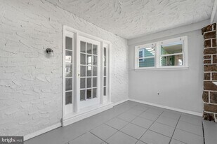 4056 Ellendale Rd in Drexel Hill, PA - Building Photo