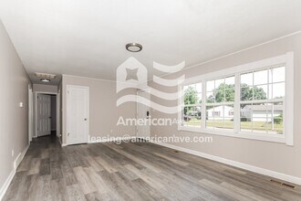 2195 Mountview Cir in Dayton, OH - Building Photo - Building Photo