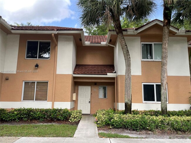 758 NW 91st Terrace in Plantation, FL - Foto de edificio - Building Photo