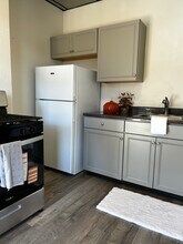 109 Sedgwick St, Unit Second Floor in Pittsburgh, PA - Building Photo - Building Photo