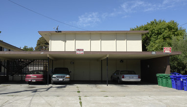 312-314 Rodeo Ave in Rodeo, CA - Building Photo - Building Photo