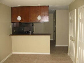 2005 Glenhaven St in Deridder, LA - Building Photo - Building Photo