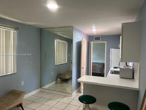 2250 SW 11th St in Miami, FL - Building Photo - Building Photo