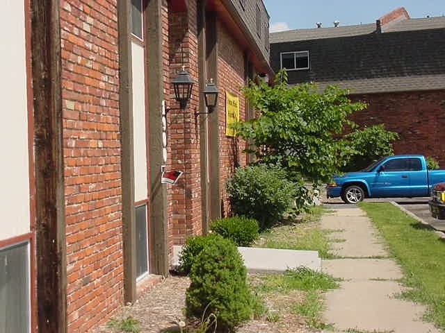 Normandy Apartments in Kansas City, KS - Foto de edificio