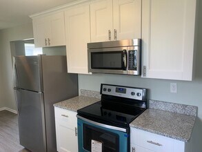 314 Woodview Ave in Norfolk, VA - Building Photo - Building Photo
