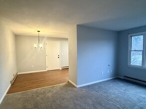 173 Homestead St in Manchester, CT - Building Photo - Building Photo