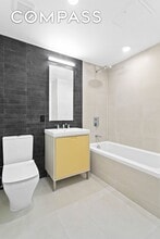 15 E 19th St in Brooklyn, NY - Building Photo - Building Photo