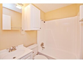 4903 Merritt Dr in Austin, TX - Building Photo - Building Photo