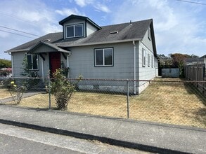 1407 N St in Arcata, CA - Building Photo - Building Photo