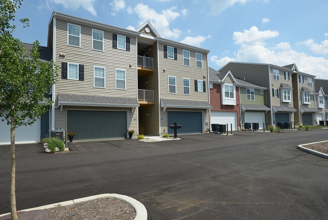 Riverwalk Flats and Rowhouses
