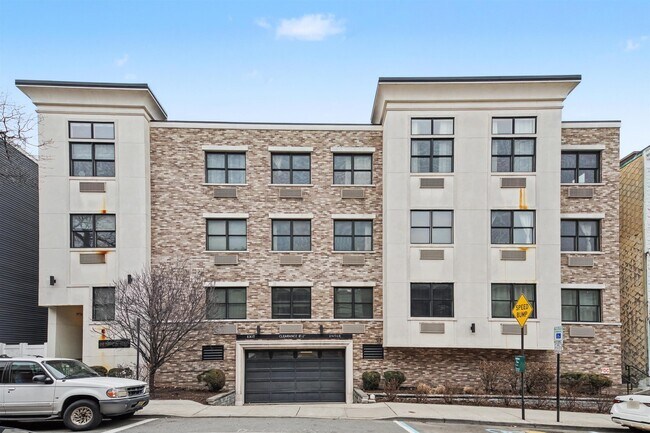 140-136 36th St in Union City, NJ - Building Photo - Building Photo